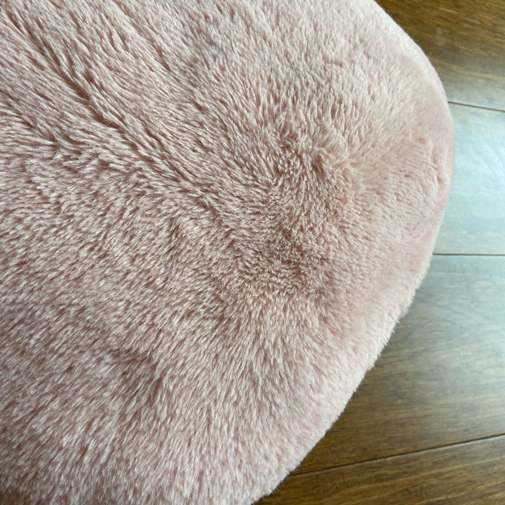 Heart pillow, light pink - Picture 4 of 9